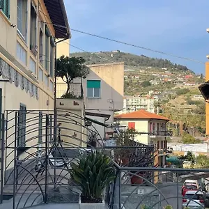 Casa Visconti, Bordighera, Vista Mare Appartamento Bordighera